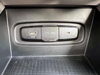 2023 Hyundai VENUE SEL IVT
