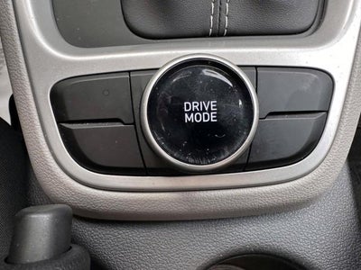 2023 Hyundai VENUE SEL IVT