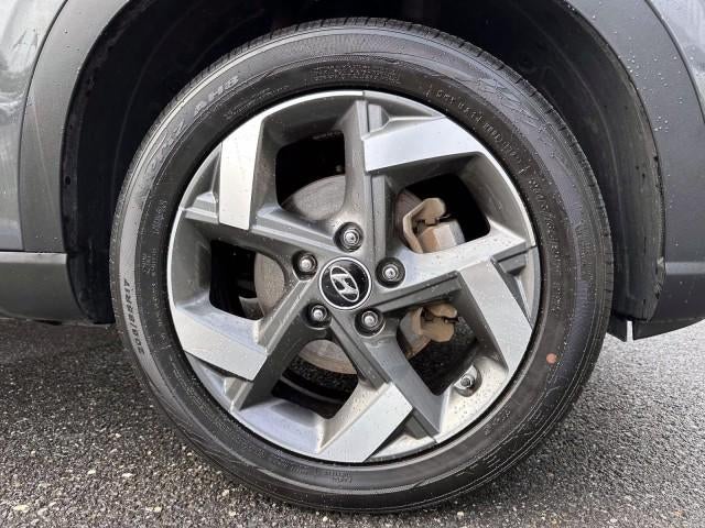 2023 Hyundai VENUE SEL IVT