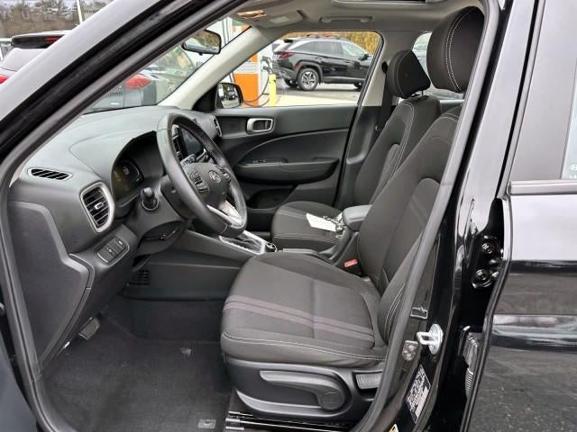 2023 Hyundai VENUE SEL IVT