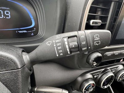 2023 Hyundai VENUE SEL IVT