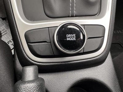 2023 Hyundai VENUE SEL IVT