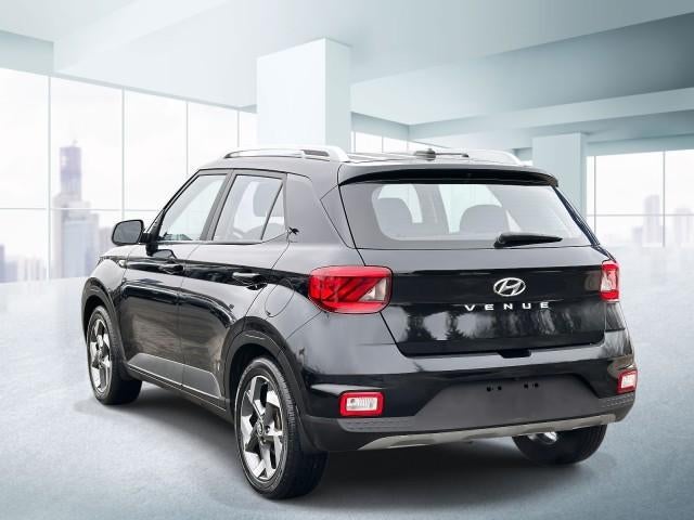 2023 Hyundai VENUE SEL IVT