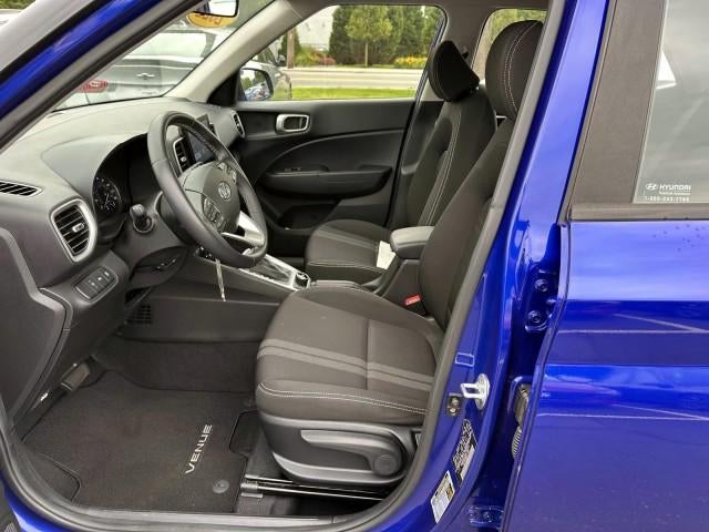 2022 Hyundai VENUE SEL IVT