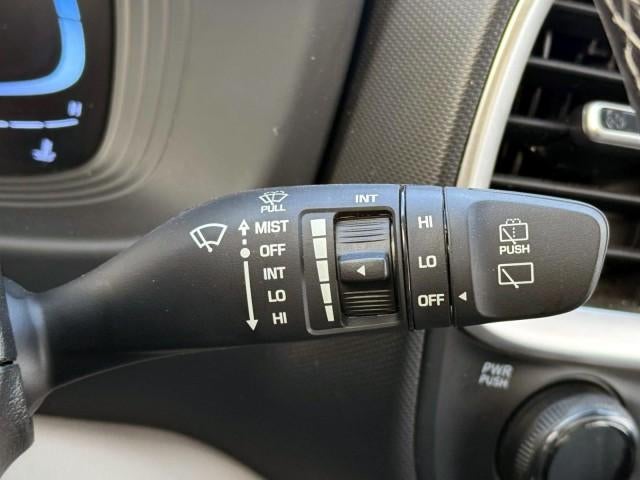 2023 Hyundai VENUE SEL IVT