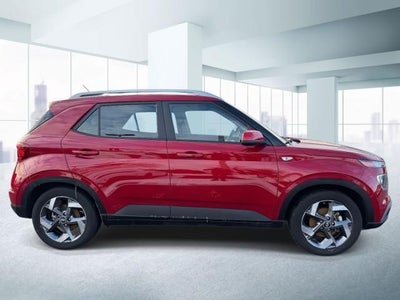 2023 Hyundai VENUE SEL IVT