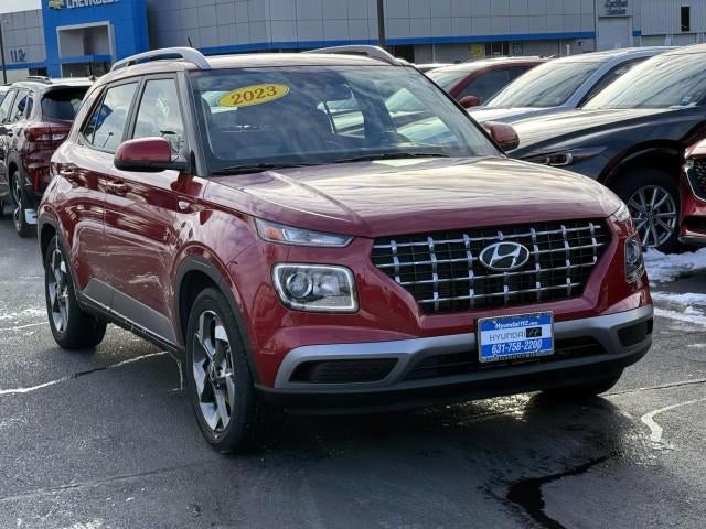 2023 Hyundai VENUE SEL IVT
