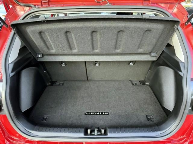 2023 Hyundai VENUE SEL IVT