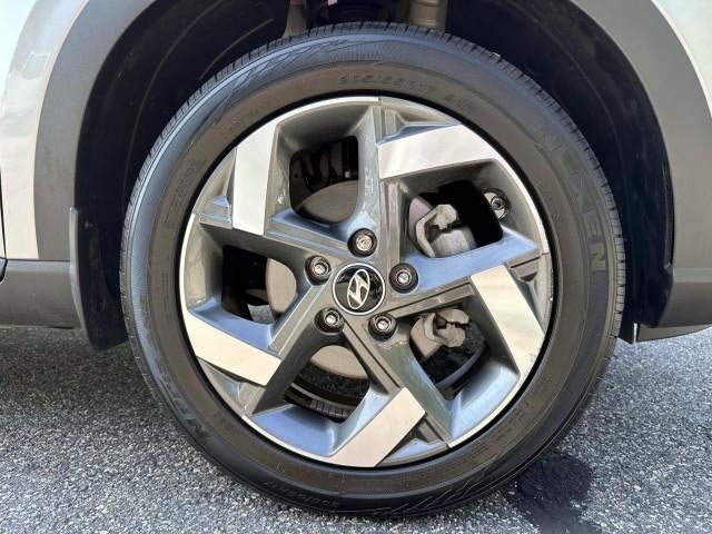 2023 Hyundai VENUE SEL IVT