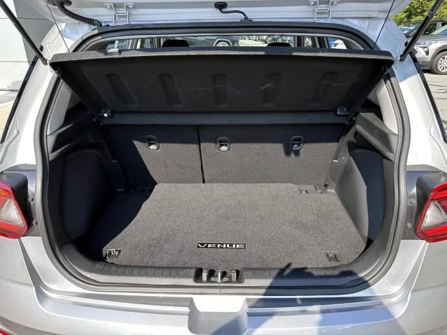 2023 Hyundai VENUE SEL IVT