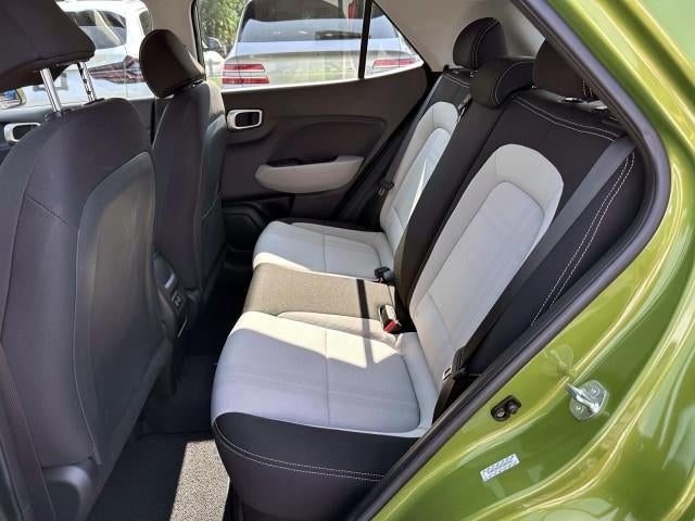 2024 Hyundai VENUE SEL IVT