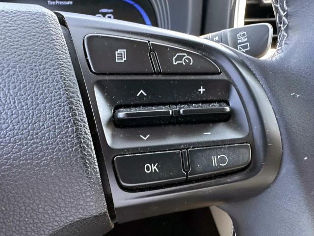 2024 Hyundai VENUE SEL IVT