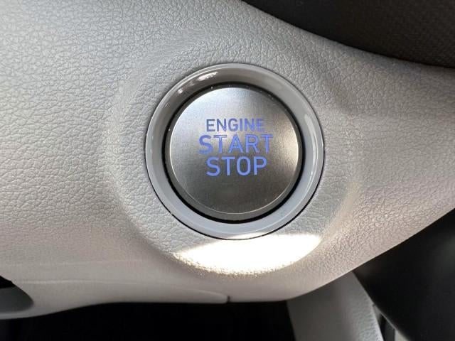 2024 Hyundai VENUE SEL IVT