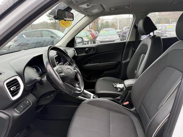 2023 Hyundai VENUE Limited IVT