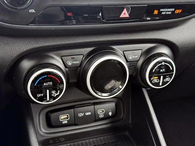 2023 Hyundai VENUE Limited IVT