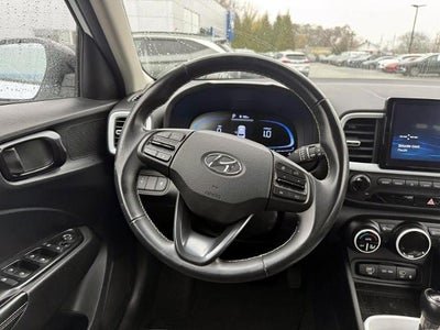 2023 Hyundai VENUE Limited IVT