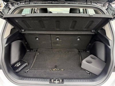 2023 Hyundai VENUE Limited IVT