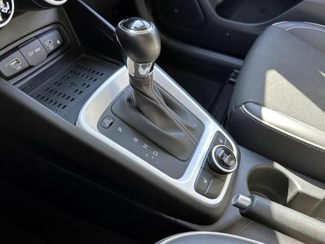 2023 Hyundai VENUE Limited IVT