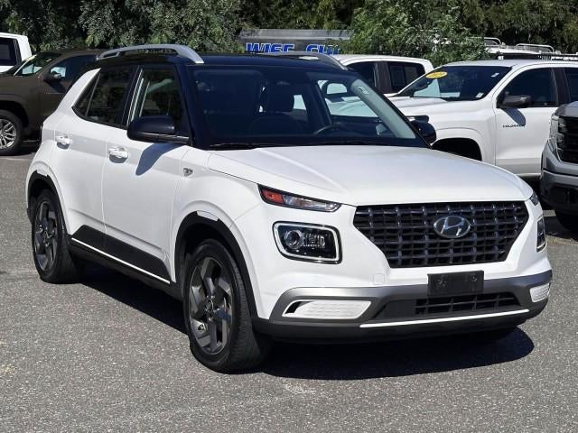 2023 Hyundai VENUE Limited IVT