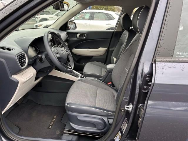 2024 Hyundai VENUE Limited IVT