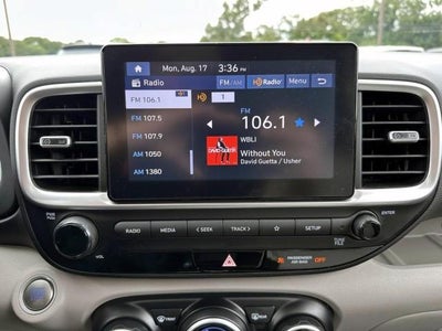 2024 Hyundai VENUE SEL IVT