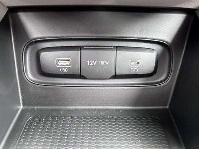 2024 Hyundai VENUE SEL IVT