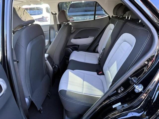 2025 Hyundai VENUE SEL IVT
