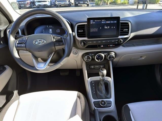 2025 Hyundai VENUE SEL IVT