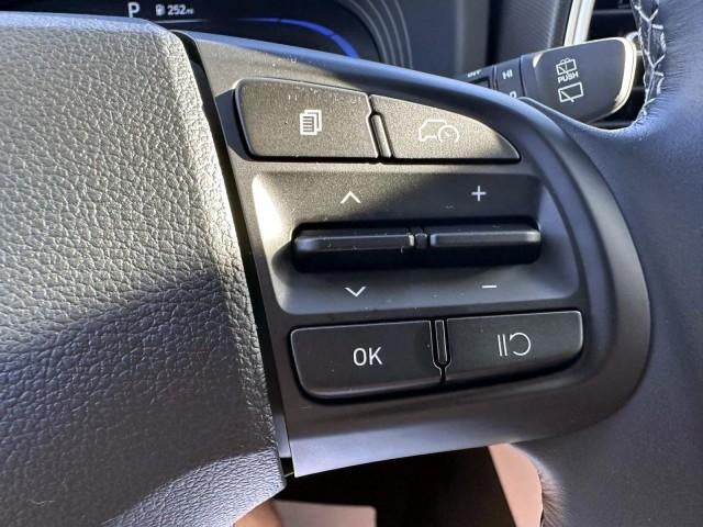 2025 Hyundai VENUE SEL IVT