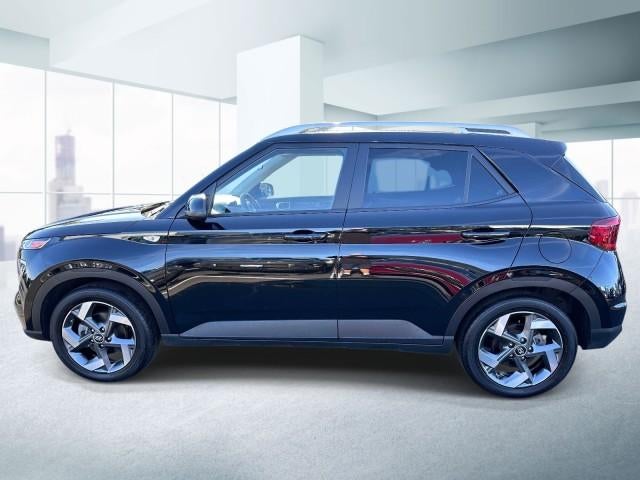 2025 Hyundai VENUE SEL IVT