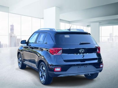 2025 Hyundai VENUE SEL IVT