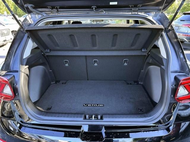 2025 Hyundai VENUE SEL IVT