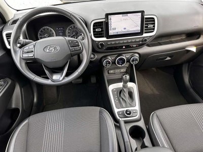 2022 Hyundai VENUE Limited IVT