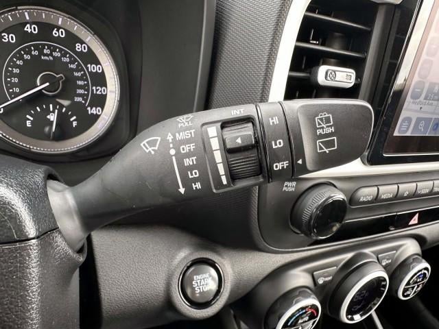 2022 Hyundai VENUE Limited IVT