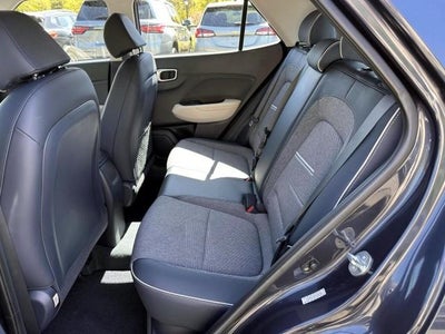 2023 Hyundai VENUE Limited IVT