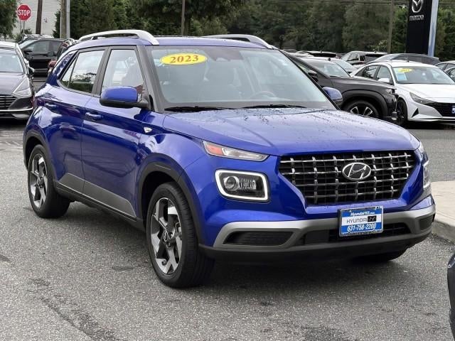 2023 Hyundai VENUE Limited IVT