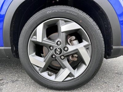 2023 Hyundai VENUE Limited IVT