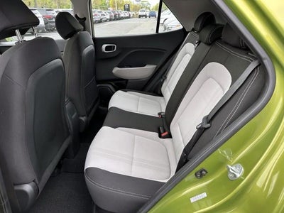 2023 Hyundai VENUE SEL IVT