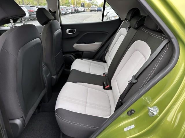 2023 Hyundai VENUE SEL IVT