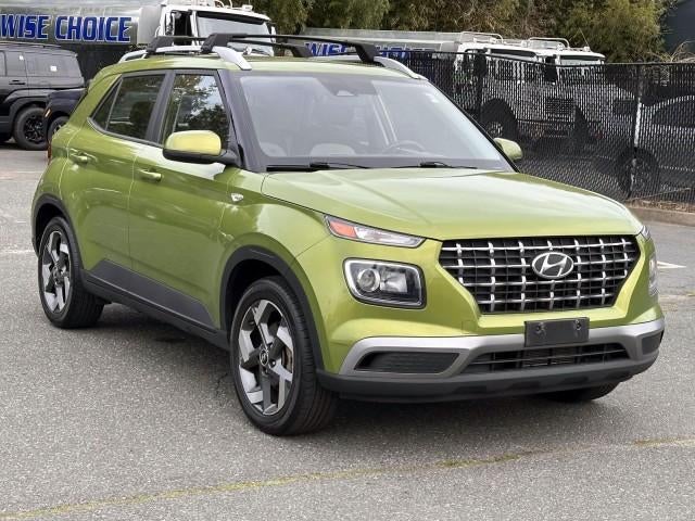 2023 Hyundai VENUE SEL IVT