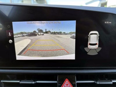 2023 Kia Niro EX FWD