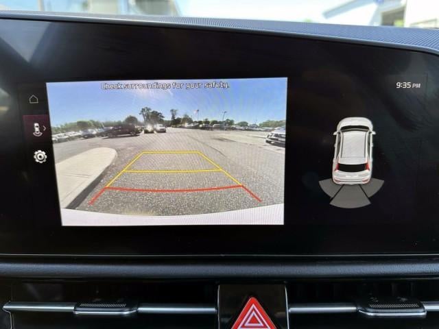 2023 Kia Niro EX FWD