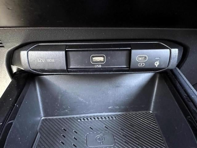 2023 Kia Niro EX FWD
